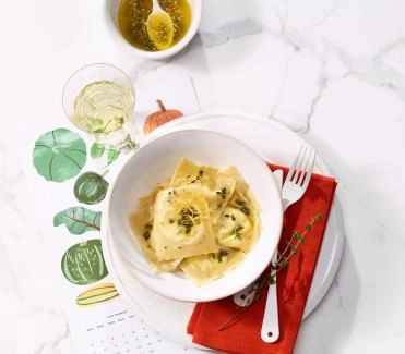 2015-10-ravioli-mit-ricotta-zitronen-fuellung-in-thymianbutter